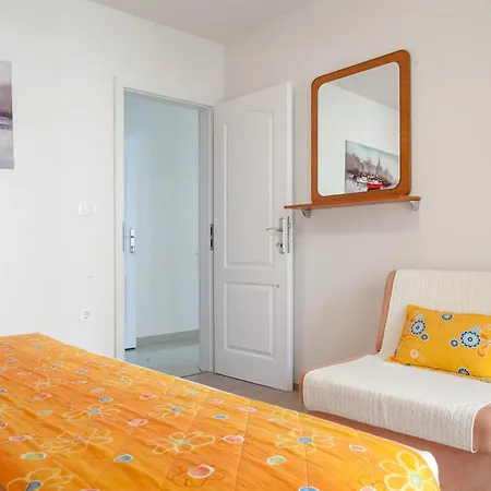 By The Sea Podgora, Makarska - 4782 Апартаменты
